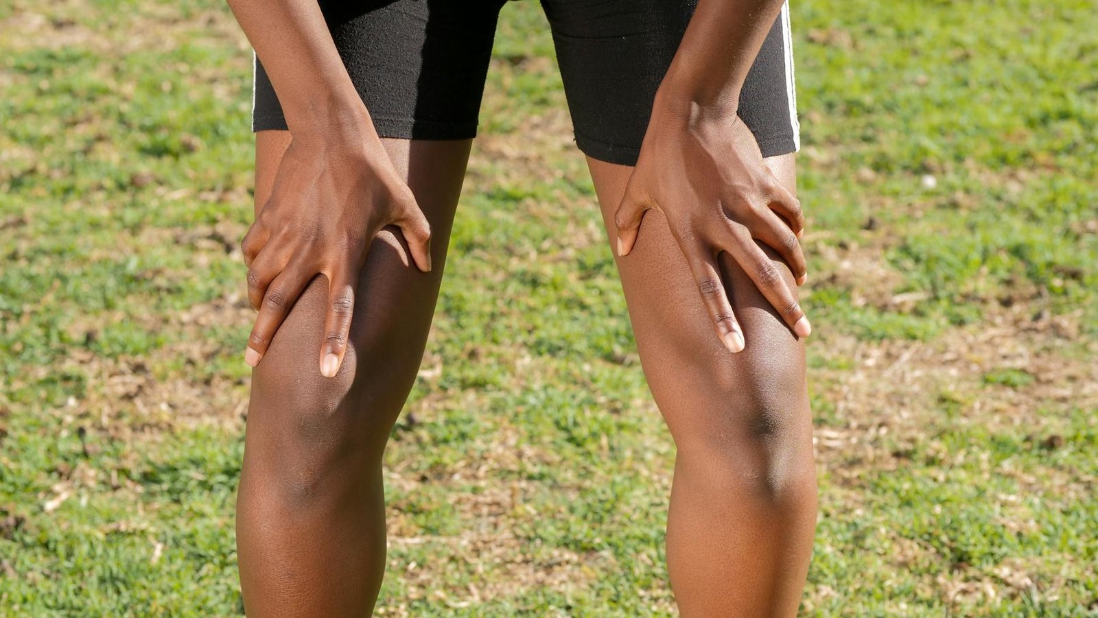 pexels-photo-7298669 | Vivorie | Smart Comfort for Everyday Life a person touching his knees